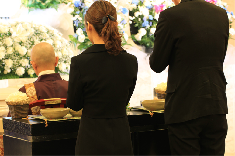 【茨木市】少人数のお葬式プラン 家族葬 - 家族葬・葬儀の流れ